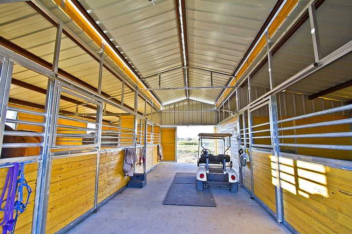 Lonestar Barns Custom Interior